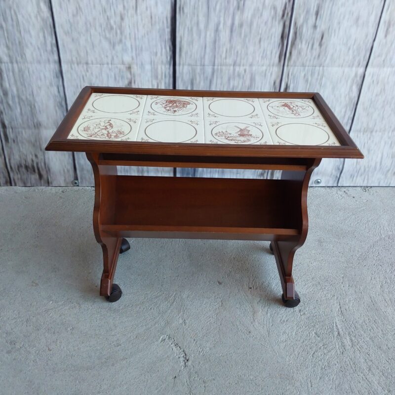 gazetnik , blat z płytek / 656