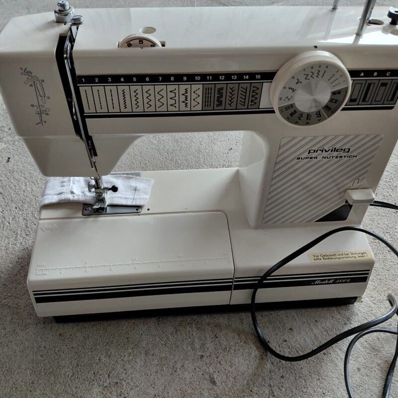 maszyna do szycia / 206