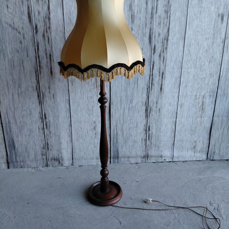 lampa stojąca / 243