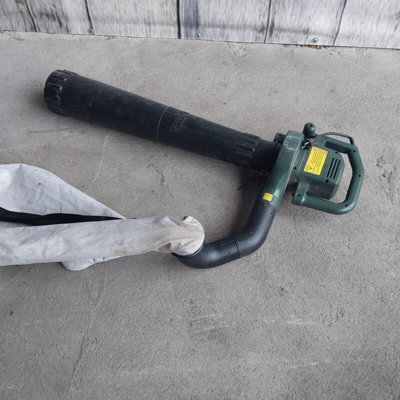 dmuchawa/odkurzacz do liści Black & Decker GW 150 / 717