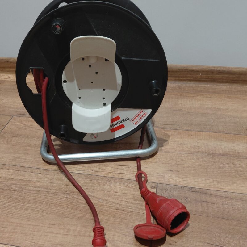 przedłużacz na bębnie / 236