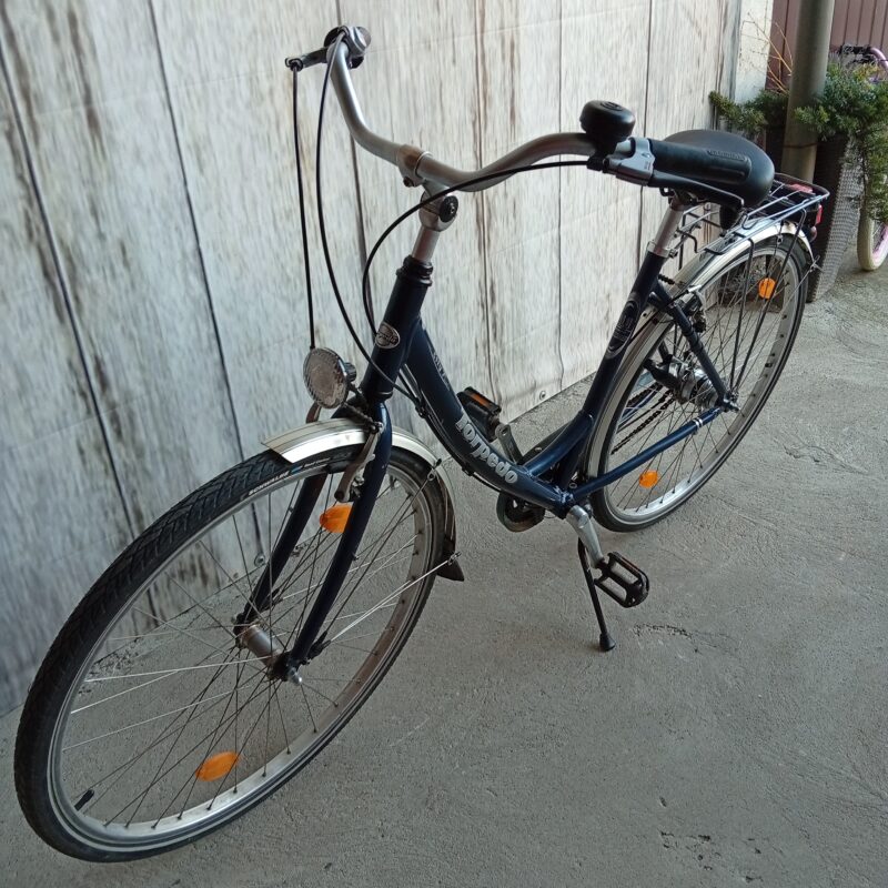 rower damka , koła 28 / 559