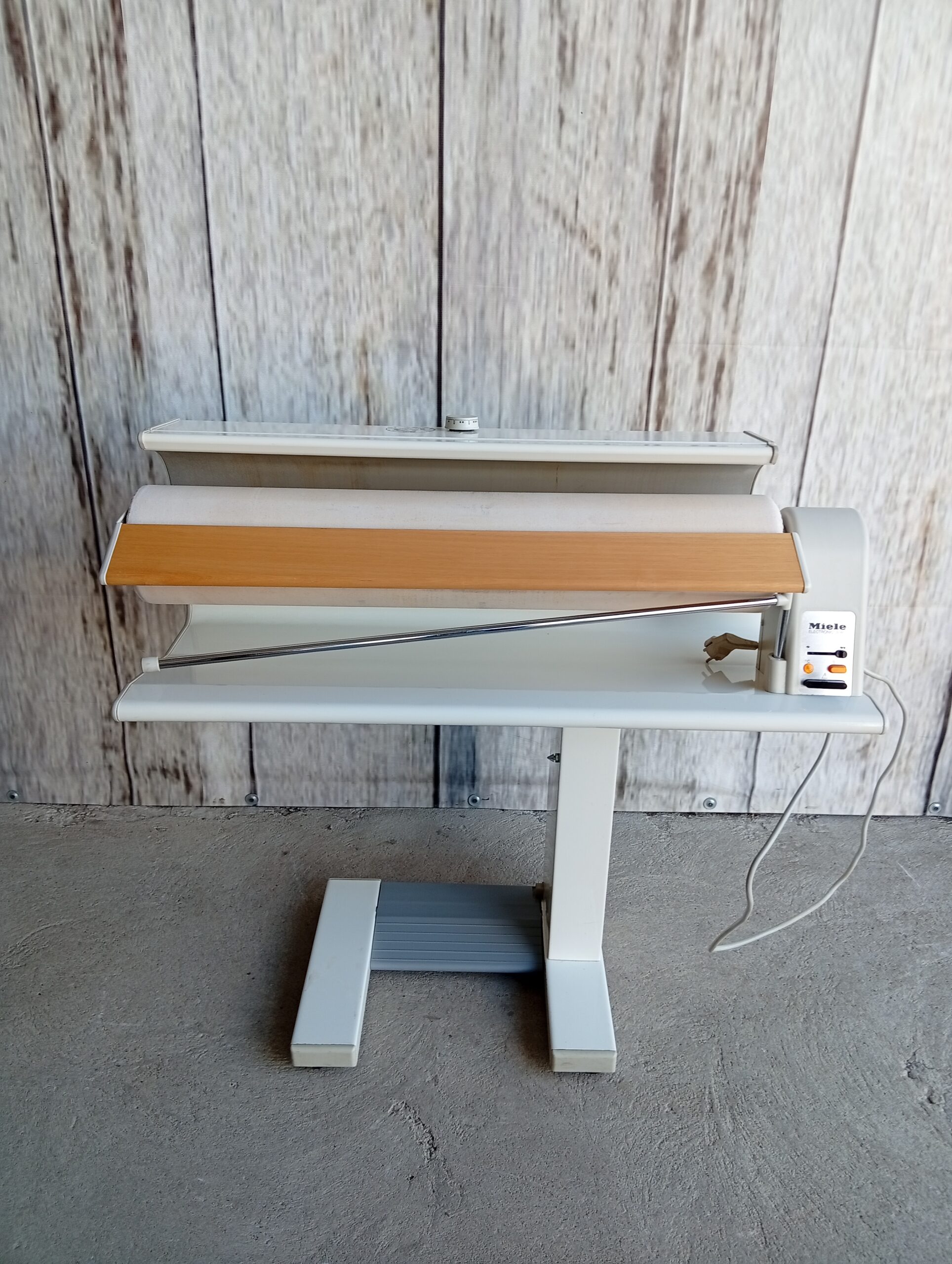 magiel MIELE B 865 / 697