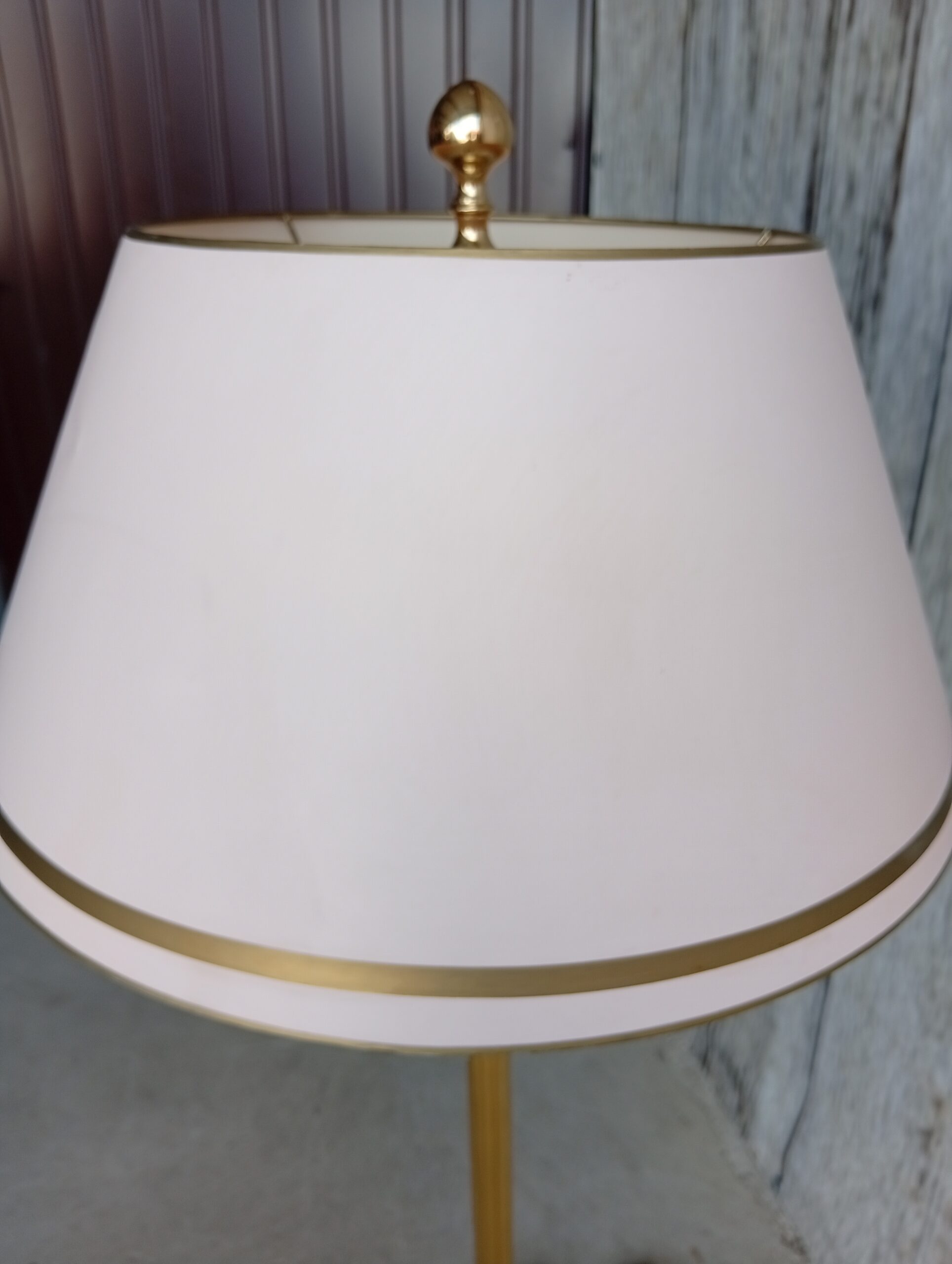 Stylowa lampa podłogowa z polerowaną mosiężną podstawą / 875 - Image 11
