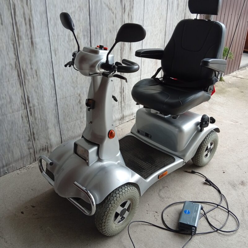 czterokołowy elektryczny skuter inwalidzki Enjoy Paseo.